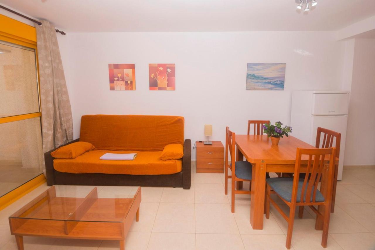 Apartamentos Ambar Beach Calp Exterior foto